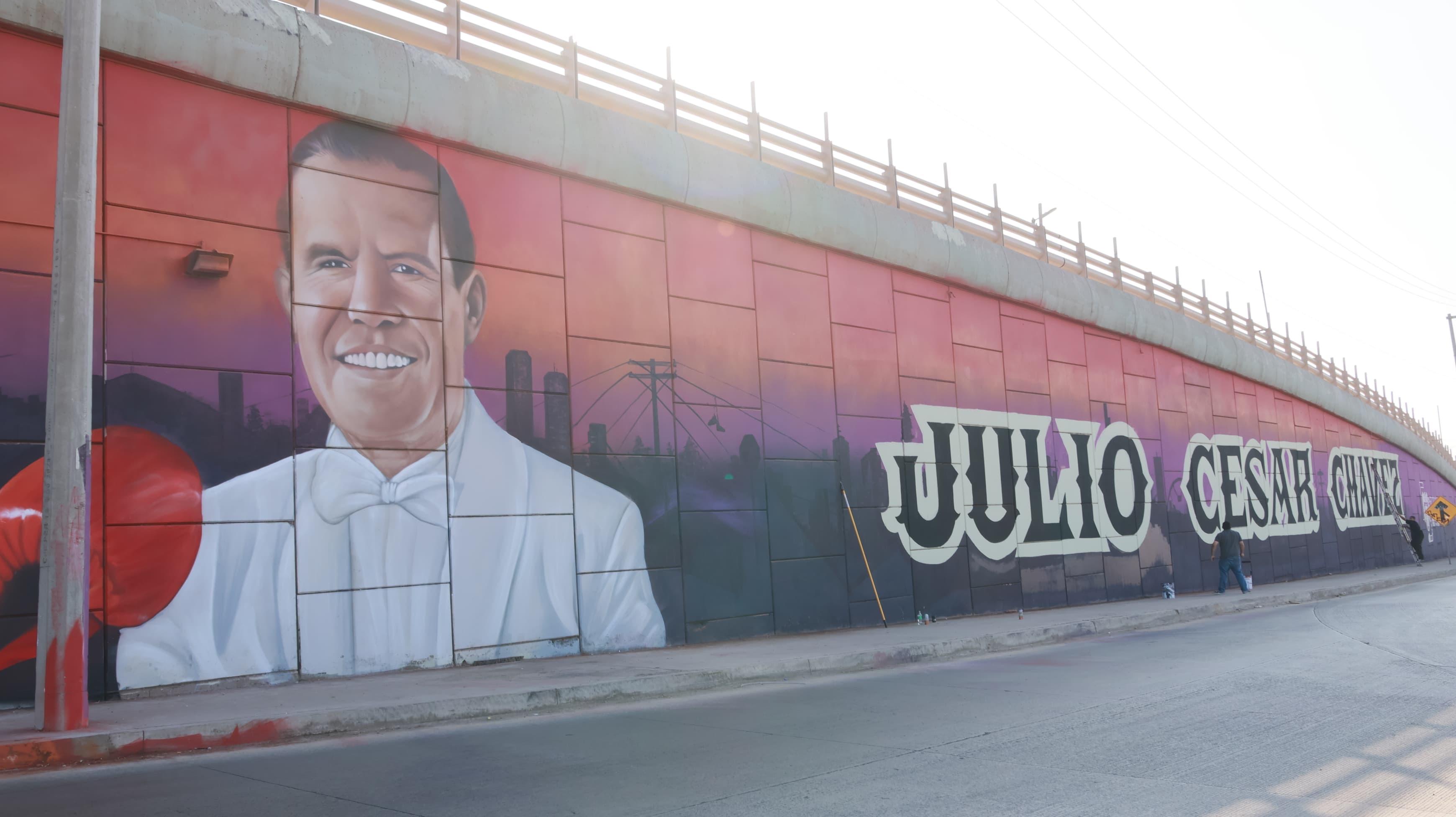 Tijuana rinde homenaje a Julio César Chávez con un mural de 900 metros
