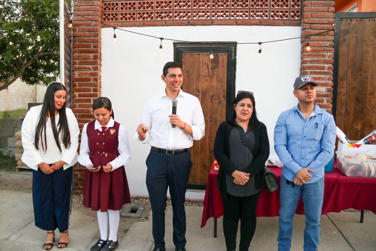 Entrega de Material para Muro Perimetral en Andalucía, Compromiso Cumplido del Gobierno de Tecate